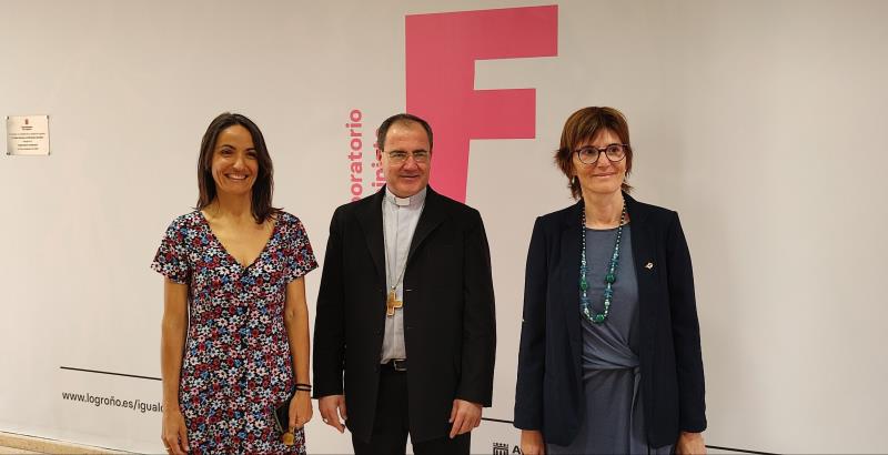 20220530'Visita obispo Laboratorio Feminista