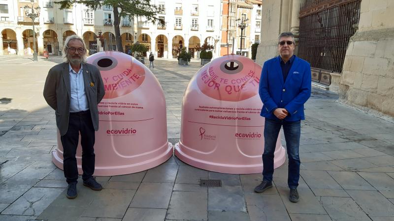 José Manuel Züñiga y Óscar Acedo_Recicla vidrio por ellas