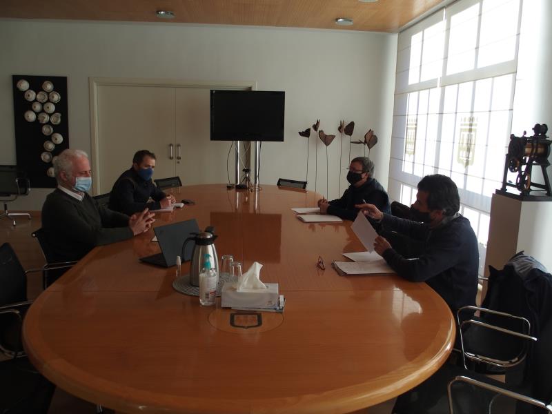 Reunión con decano COAR