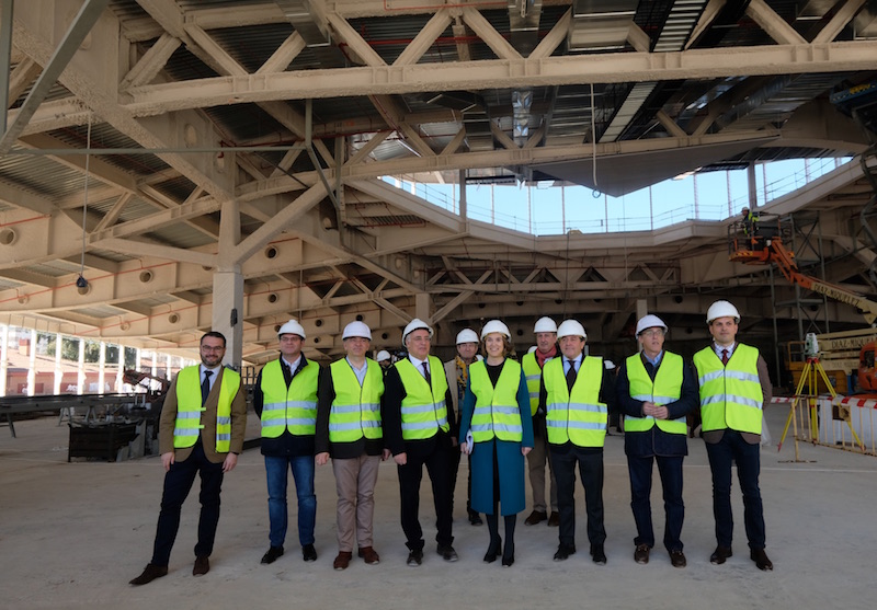 Un momento de la visita a las obras de la estación de autobuses