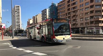 Imagen La línea 3 de autobús urbano de Logroño recupera mañana su recorrido habitual con la vuelta al servicio de la parada ‘Marianistas’