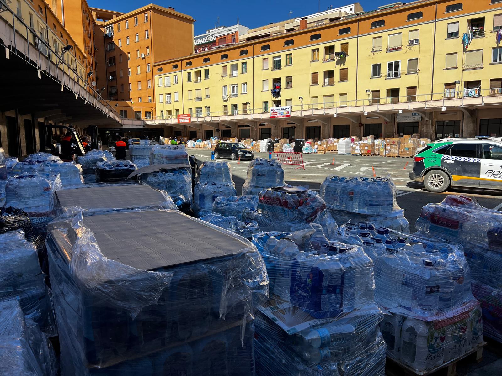 Imagen A partir de mañana se suspende la recepción de materiales para el público en general en la antigua estación tras la petición de la Generalitat y las federaciones española y valenciana de municipios