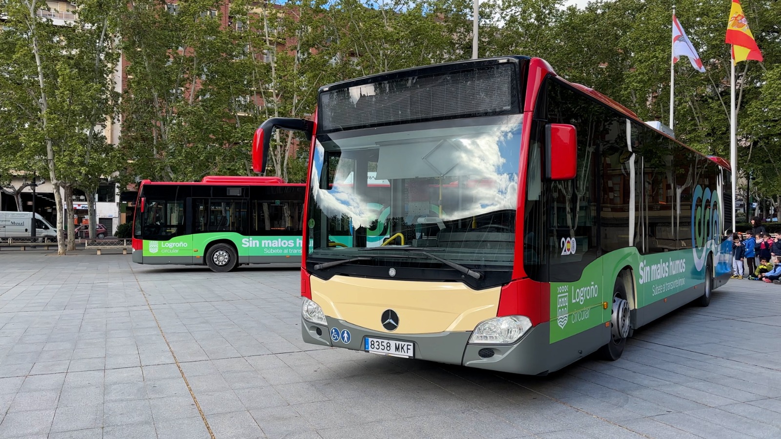 Imagen Varias líneas de autobús urbano modificarán su itinerario el domingo con motivo del desfile de BHELMA III