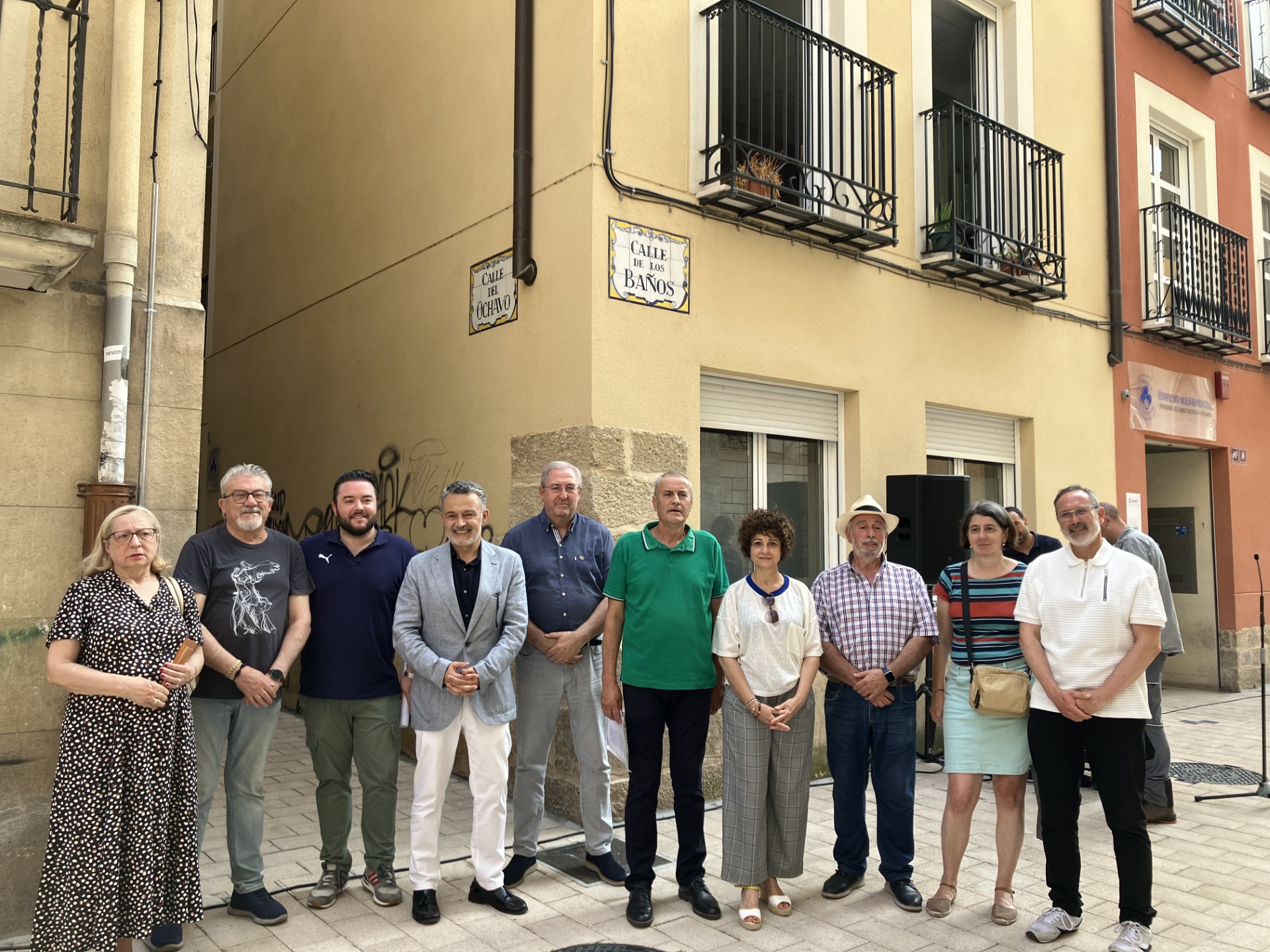 Apertura de la calle del Ochavo y Los Baños tras las obras de reurbanización