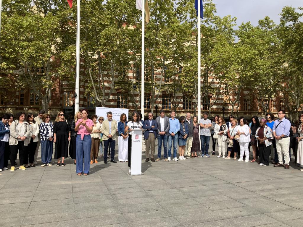 Imagen Logroño reafirma su compromiso de trabajar “por la igualdad, apoyando a las mujeres víctimas de violencia de género y condenando a los agresores”