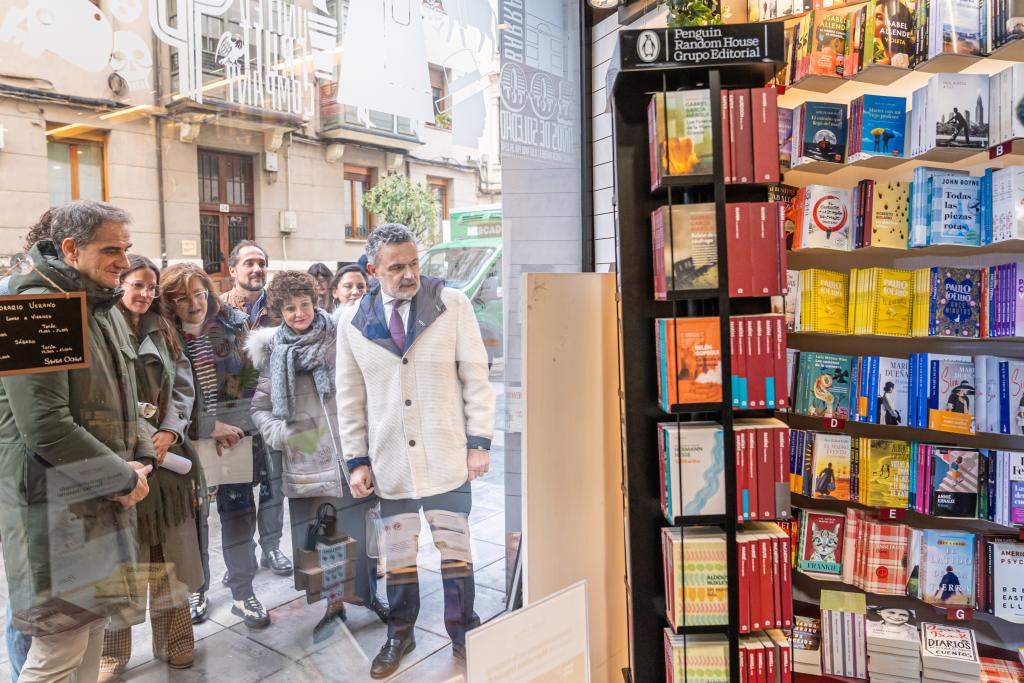 Imagen Un total de 18 comercios de Logroño participan en la ruta ‘Mujeres científicas en las Cien Tiendas’, organizada en conmemoración del 11F–Día Internacional de la Mujer y la Niña en la Ciencia