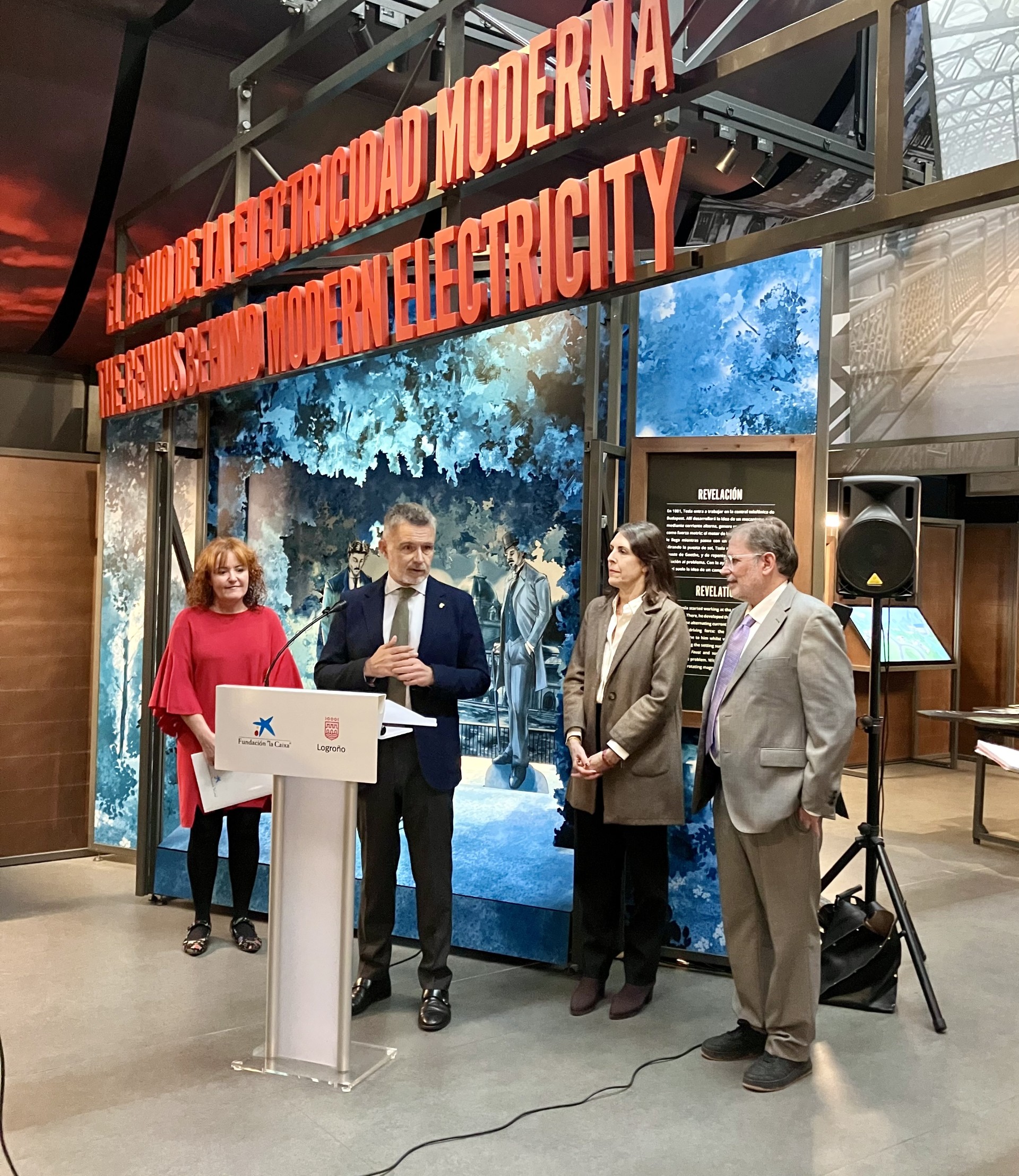 Inauguración de la exposición de Tesla
